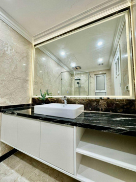 Chính chủ bán căn 2PN 75m2 tầng trung ban công ĐN đồ như hình, giá thương lượng (miễn TG)