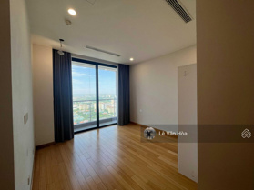 Chính chủ gửi bán căn hộ Hoàng Thành Pearl 2 ngủ 108m2 căn góc cơ bản giá 7,4 tỷ LH: 0846 692 222