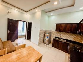 CHDV 40m2-1PN-1PK, full nội thất, thang máy, tự do 24/24,ngay mặt tiền đường khu Lý Phục Man Quận 7