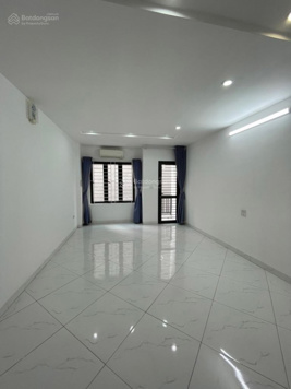 Nhà đẹp có 102 chốt ngay Khương Trung TK1 DT: 36/40m2, 5T, MT 3.9m. Giá 7.7 tỷ Thanh Xuân