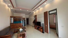 Chính chủ bán biệt thự huyện Vân Hồ DT 245m2, đường 23,5m, đầy đủ tiện nghi, giá 3,2 tỷ