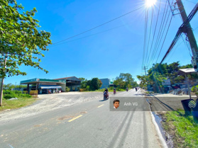 Bán ngay lô đất Đ. Bờ Kinh, gần Bệnh viện đa khoa Phường 3 Vĩnh Long. DT 120m2, sẵn sổ