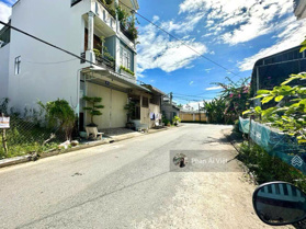 Kẹt tiền xoay vốn bán đất đường D5, Phường 5, Trà Vinh, gần Chợ Trà Vinh 120m2, SHR, Đất thổ cư