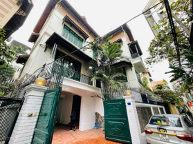 (CÓ 102) Bán nhà BT Yên Lãng Láng Hạ 218m2x4T MT 14m oto ở sướng yên tĩnh 32 tỷ gần phố Đống Đa