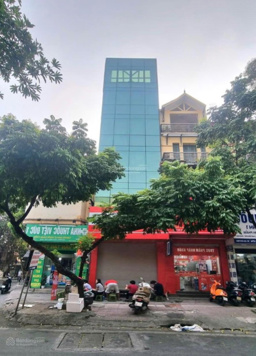 Hiếm đến phát bực! Mặt phố VIP Trần Quang Diệu Đống Đa 45m2 x 6 tầng, vỉa hè, thang máy 23 tỷ 450