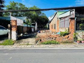 Ngộp quá muốn bán lại lô đất 138m2 ( 6m x 23m ) - Giá 468 triệu, có SHR, nằm tại đường huyện 31.