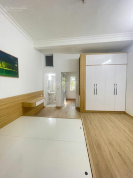 BÁN GẤP nhà đẹp,ngõ rộng xe ba gác,thoáng.6,8 tỉ.phố NGUYỄN LƯƠNG BẰNG