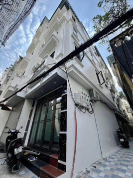 Bán nhà Hào Nam, lô góc, Đống Đa, 31m2 x 5 tầng, 6,5 tỷ