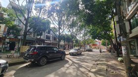 Công chứng giấy tờ tại phố Mạc Đĩnh Chi, Ba Đình