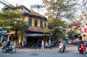 Công chứng giấy tờ tại phố Hàng Mắm, Hoàn Kiếm