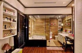 Bán chung cư Royal City tầng cao DT 130m hướng mát mẻ nội thất siêu sang tặng hết cho khách ở ngay