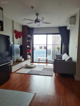Bán căn 1N + 43m2, Imperia có slot ôtô, view thoáng, full nội thất giá 3 tỷ tại Vinhomes Smart City