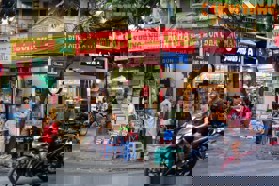 Công chứng giấy tờ tại phố Hàng Mành, Hoàn Kiếm