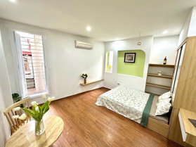 Nhà căn hộ dịch vụ Võng Thị dòng tiền tỷ/năm với 14 phòng khép kín x 8 tầng, thang máy. 