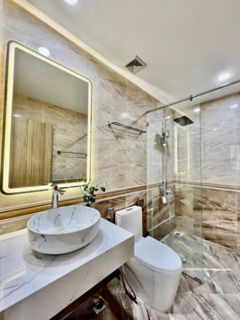 Chính chủ bán căn góc 105, tầng thấp nhìn view nội khu toà A2, ban công ĐN siêu mát, full nội thất