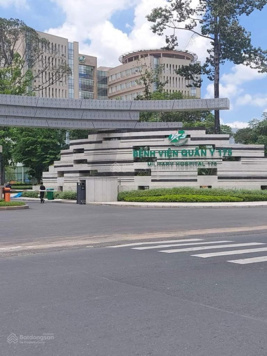 Hẻm xe tải - sát mặt tiền - nhà mới vào ở ngay - vừa ở vừa có dòng tiền - đối diện BV 175