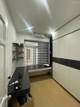 Chuyển nơi ở mới cần bán lại nhà chính chủ xây 4 tầng 33m2, mt 3m phố Ngô Thì Sỹ, ô tô đỗ cửa