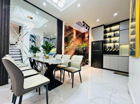 Chính chủ bán gấp nhà tập thể Doãn Kế Thiện, Cầu Giấy, 3 ngủ riêng biệt, 2wc, 2 ban công, ô tô đỗ