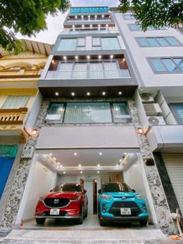 Siêu phẩm ô tô đỗ! Nhà mới Lê Trọng Tấn, 48m2*7T *5m MT, 2 thoáng, ở sướng, sổ vuông đẹp, giá rẻ