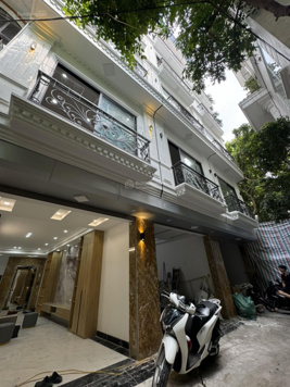 Siêu phẩm nhà mới 6 tầng thang máy ngõ ô tô đỗ cửa gần phố Phùng Chí Kiên, diện tích 49.1m2 sổ