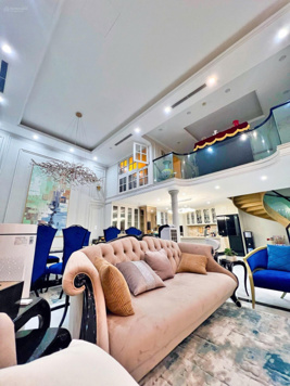 Bán căn penthouse & Duplex toà nhà Sunshine Garden sát Time City. Diện tích 340m2, full nội thất