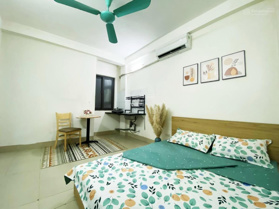 Bán toà nhà CCMN, thang máy, trung tâm quận Hai Bà Trưng, gần phố và các đại học lớn, 92m2x7tầng