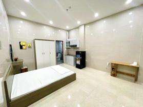 Bán tòa CHDV HV Báo Chí, Cầu Giấy, 65m2*6 tầng, 14 phòng, doanh thu 80 Triệu/th