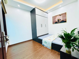 Chính chủ bán nhà Gốc Đề Minh Khai 50m2-4 tầng-nở hậu-oto đỗ cửa-ngõ rộng 3m-full nội thất-7.950 tỷ