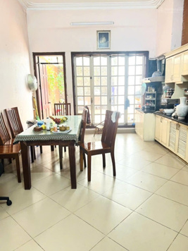 Bán nhà ngay mặt phố Giải Phóng ôtô tránh dừng đỗ, vỉa hè bóng đá nội thất nhập khẩu 128m2 giá 25tỷ