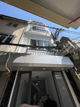 Giá đầu tư! Mặt phố Trương Định 60m2 4 tầng Ô tô Tránh SĐCC giá 12tỷ5