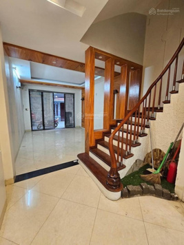 Vũ Phạm Hàm - Trung Hoà - Cầu Giấy - nhà rất chất lượng - 64m2 5 tầng MT 4m - ô tô vào nhà 19,5 tỷ