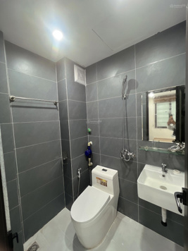 Bán nhà dòng tiền vip Cầu Giấy, 2 thoáng, 18 phòng kk, 100 triệu/ tháng