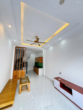 Chủ nhà cần bán nhà 4 tầng đẹp, vị trí vàng Yên Vĩnh, Kim Chung, Hoài Đức