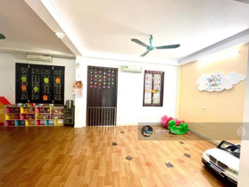 Quá hiếm! Mặt ngõ 3 oto tránh tại Nguyễn Chí Thanh, Đống Đa 49m2 x 6T - MT 8m nở hậu - giá 18 tỷ