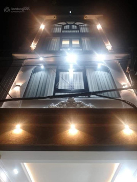 Siêu hiếm nhà phố Hào Nam - Đống Đa nhà mới kính koong - 6 tầng thang máy - ô tô 10m - giá đầu tư