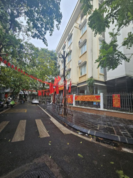 Đất - Đầm Trấu, Bạch Đằng, HBT. Xây chung cư mini, khách sạn rất tiềm năng, vỉa hè, ôtô đỗ ngày đêm