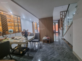 Bán nhà riêng giá 19,8 tỷ Hoàng Quốc Việt Cầu Giấy 69m2 4 tầng MT 6m - Kinh doanh, ngõ ô tô