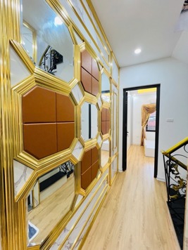 TRUNG TÂM ĐỐNG ĐA - 20M RA Ô TÔ - NGÕ THẲNG - THOÁNG TRƯỚC SAU - CỰC HIẾM - Ô TÔ ĐỖ CỔNG