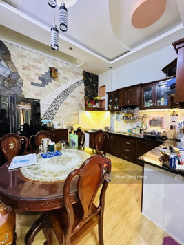 Nhà 4 tầng vị trí đẹp Bình Thạnh - Hẻm xe hơi, 55.2m2 - Sổ hồng chính chủ, bán nhanh 9.3 tỷ