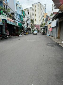 Giảm 1tỷ bán nhà HXH 1 trệt 2 lầu 4PN, 4WC ngay cầu Thị Nghè giáp Quận 1, giá 6.6tỷ TL mạnh