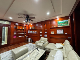 Toà nhà văn phòng - 9 tầng thang máy - Thái Thịnh - Đống Đa 1 nhà ra phố. 2 ôtô tránh