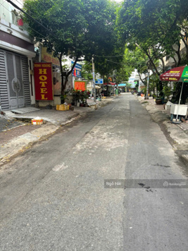 Bán nhà HXH 12m khu vip Nguyễn Gia Trí (D2), P25, Bình Thạnh 4x18m, 4T giá: 12,5 tỷ TL