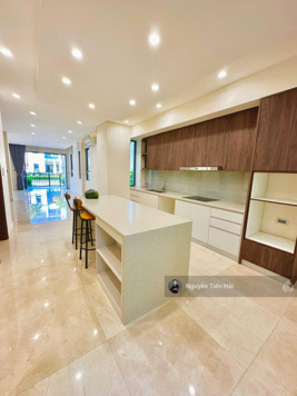 Bán căn góc biệt thự The Manor Central Park full nội thất. Giá 68 tỷ