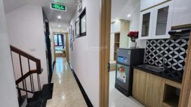 Bán tòa CHDV Cầu Giấy, gần ĐH Sư Phạm, 77m2*7T thang máy, 18PN full đồ, dòng tiền 105tr/th