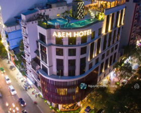 Bán tòa nhà góc 2 mặt tiền Hai Bà Trưng - DT: 15 x 25m - hầm + 7 tầng - giá bán: 130 tỷ TL