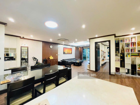 Cần bán căn hộ 168m2, 3 ngủ, vị trí đẹp, tầng trung, full nội thất cao cấp tại Mandarin Garden