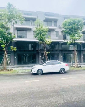 MÌNH CHÍNH CHỦ cần bán shophouse đại lộ Âu Cơ - 108m2 - Eco Central Park Vinh 0843 335 599