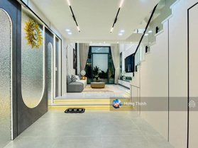 Bán gấp nhà 52m2 cho thuê 32tr Hồ Tùng Mậu, Bến Nghé, Q1, giá 5 tỷ 550tr, Gần phố đi bộ Nguyễn Huệ