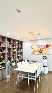 Hiếm! Chính chủ cần bán căn 4PN 3VS DT: 151m2 hướng ĐN view hồ CC Thăng Long Number One