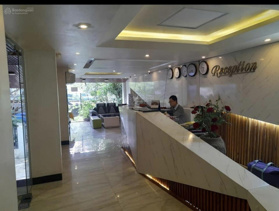 Bán khách sạn phố Tây TP Huế diện tích 200m2 có 30p giá 19tỷxx